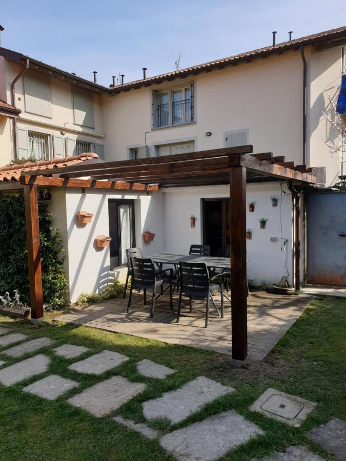 Le Tre Arti Bed and Breakfast Gavirate Εξωτερικό φωτογραφία